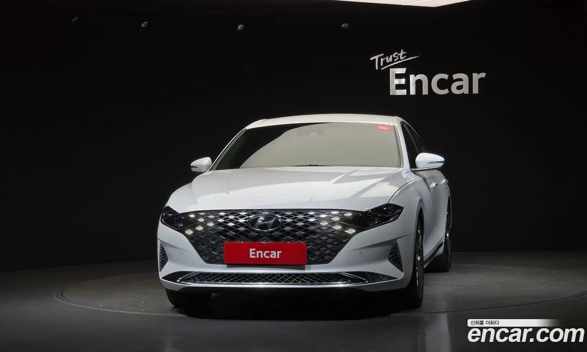 Hyundai Grandeur 2022 3.3 автомат (гидро), фото 3