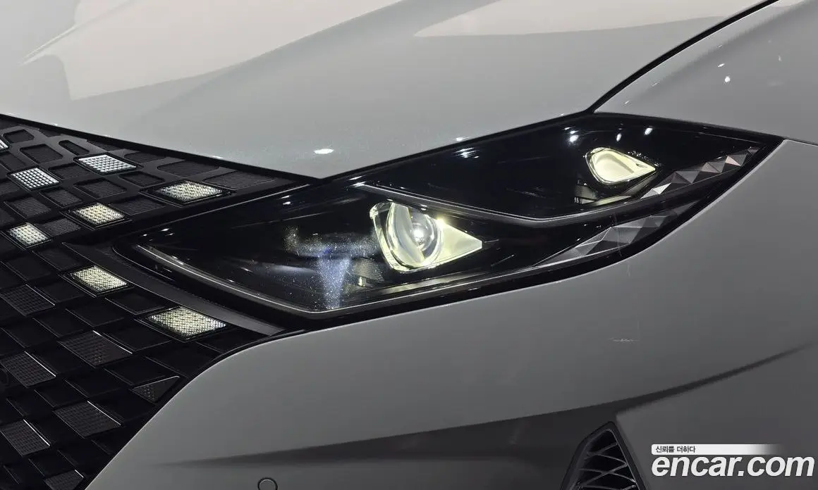 Hyundai Grandeur 2022 3.3 автомат (гидро), фото 8