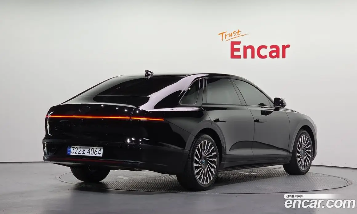 Hyundai Grandeur 2026 1.6 автомат (гидро), фото 2