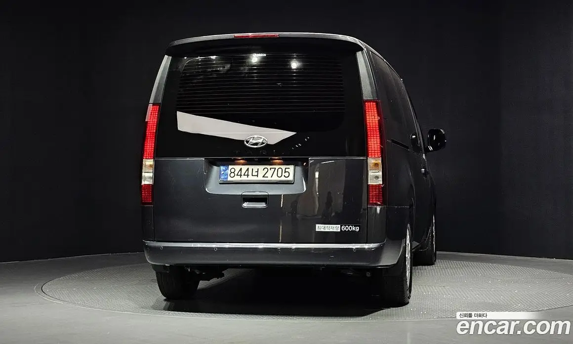 Hyundai Staria 2023 2.2 автомат (гидро), фото 4 Hyundai Staria 2023 2.2 автомат (гидро), фото 4
