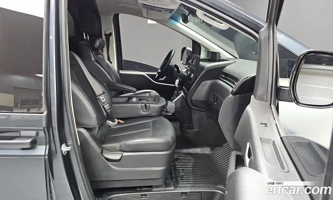 Hyundai Staria 2024 2.2 автомат (гидро), фото 17 Hyundai Staria 2024 2.2 автомат (гидро), фото 17