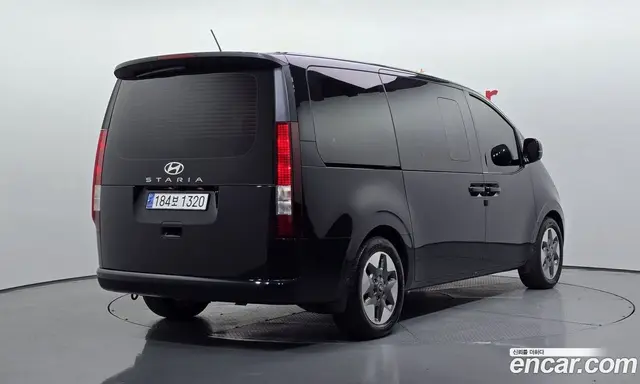 Hyundai Staria 2024 2.2 автомат (гидро), миниатюра 2