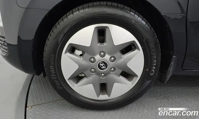 Hyundai Staria 2024 2.2 автомат (гидро), миниатюра 5