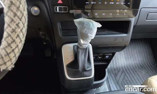 Hyundai Staria 2025 1.6 автомат (гидро), миниатюра 12