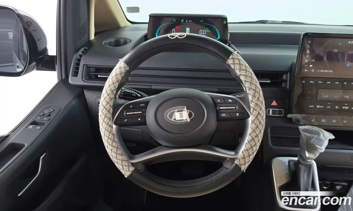 Hyundai Staria 2025 1.6 автомат (гидро), фото 18 Hyundai Staria 2025 1.6 автомат (гидро), фото 18