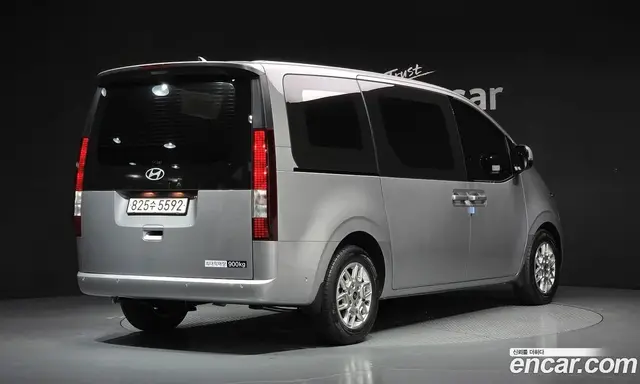 Hyundai Staria 2026 3.5 автомат (гидро), миниатюра 2