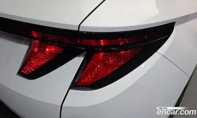 Hyundai Tucson 2023 1.6 автомат (гидро), миниатюра 9