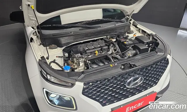 Hyundai Venue 2022 1.6 автомат (гидро), миниатюра 5 Hyundai Venue 2022 1.6 автомат (гидро), миниатюра 5