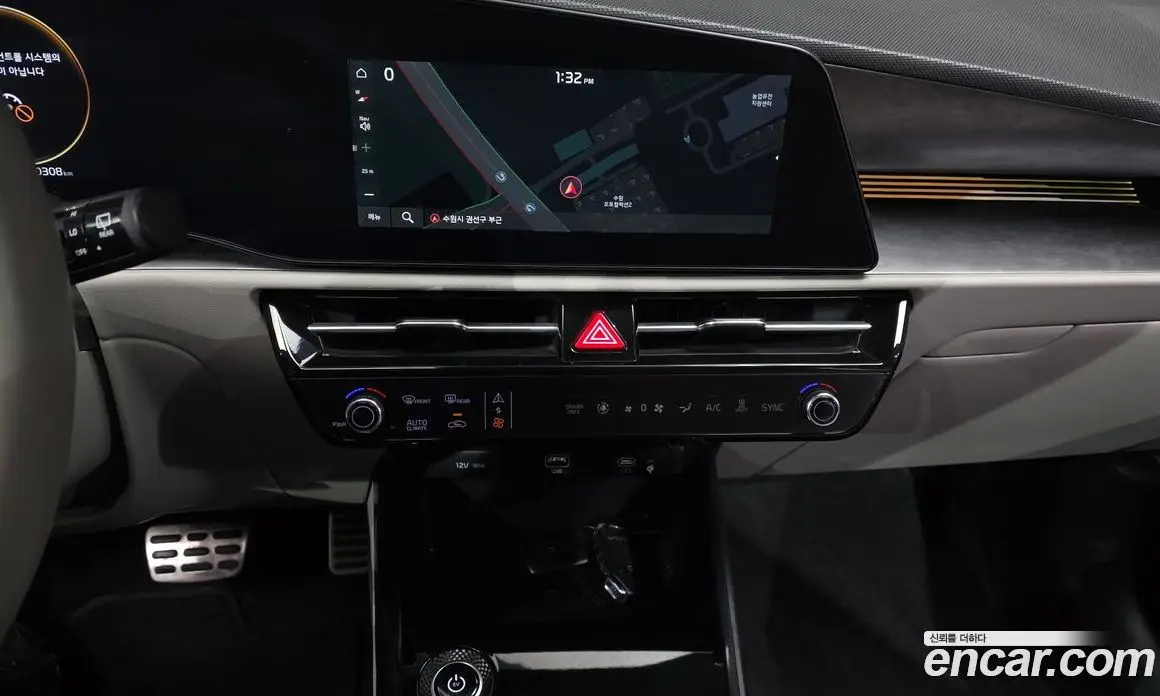 Kia Niro 2023 0.1 автомат (гидро), фото 20