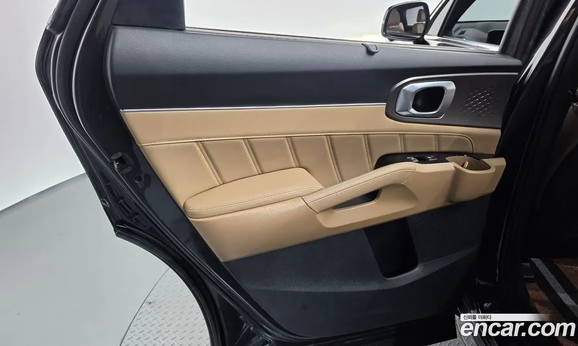 Kia Sorento 2024 1.6 автомат (гидро), фото 15 Kia Sorento 2024 1.6 автомат (гидро), фото 15