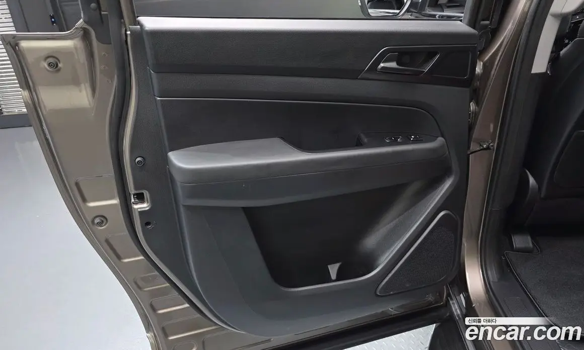 SsangYong Musso 2026 2.0 автомат (гидро), фото 15