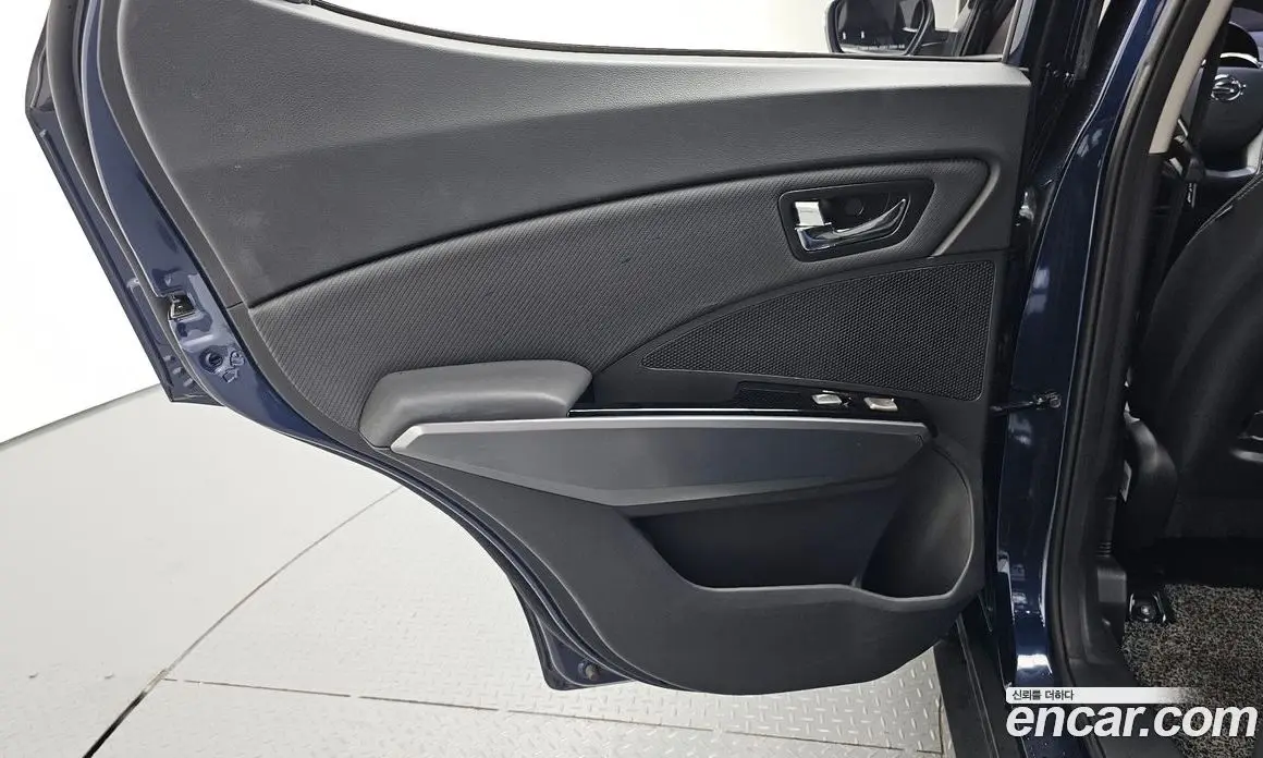 SsangYong TIBOLI 2017 1.6 автомат (гидро), фото 15 SsangYong TIBOLI 2017 1.6 автомат (гидро), фото 15
