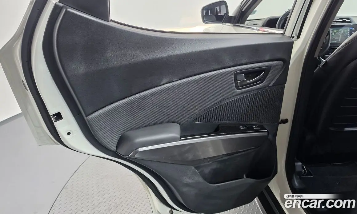 SsangYong TIBOLI 2025 1.5 автомат (гидро), фото 15 SsangYong TIBOLI 2025 1.5 автомат (гидро), фото 15