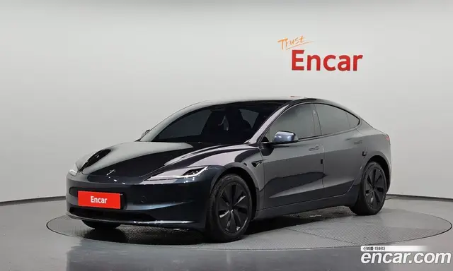 Tesla Model 3, 2025, 49 851 км