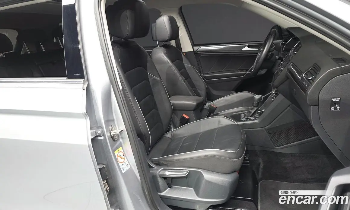 Volkswagen Tiguan 2020 2.0 автомат (гидро), фото 17