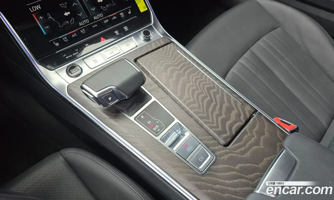 Audi A6 2022 2.0 автомат (гидро), фото 12