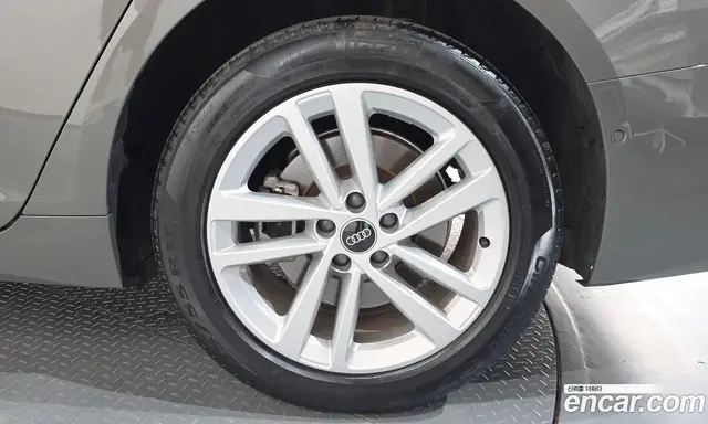 Audi A6 2022 2.0 автомат (гидро), миниатюра 7 Audi A6 2022 2.0 автомат (гидро), миниатюра 7