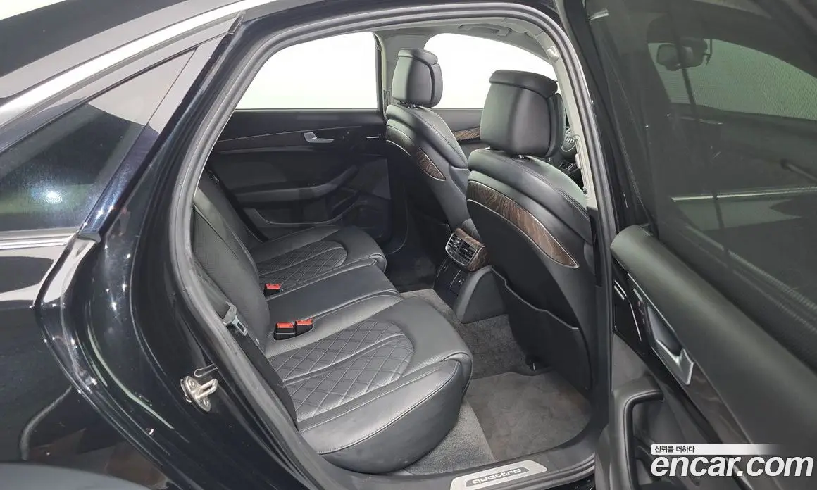 Audi A8 2016 3.0 автомат (гидро), фото 11