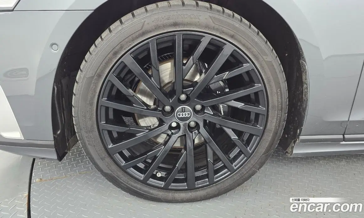 Audi A8 2021 3.0 автомат (гидро), фото 4
