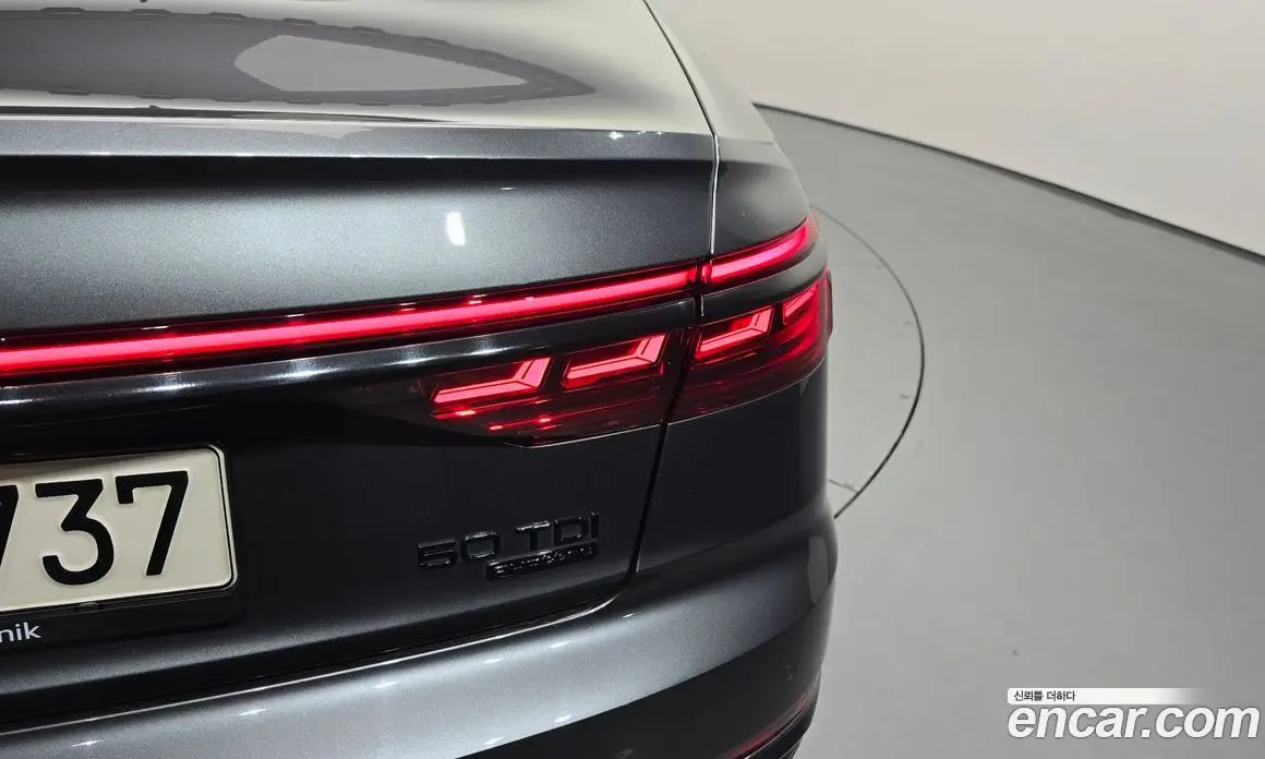 Audi A8 2021 3.0 автомат (гидро), фото 8