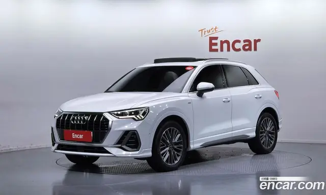 Audi Q3, 2023, 106 299 км