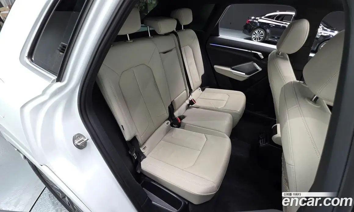 Audi Q3 2023 2.0 автомат (гидро), фото 16