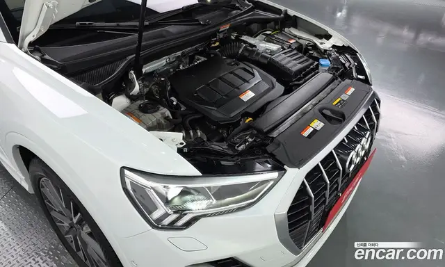 Audi Q3 2023 2.0 автомат (гидро), миниатюра 6