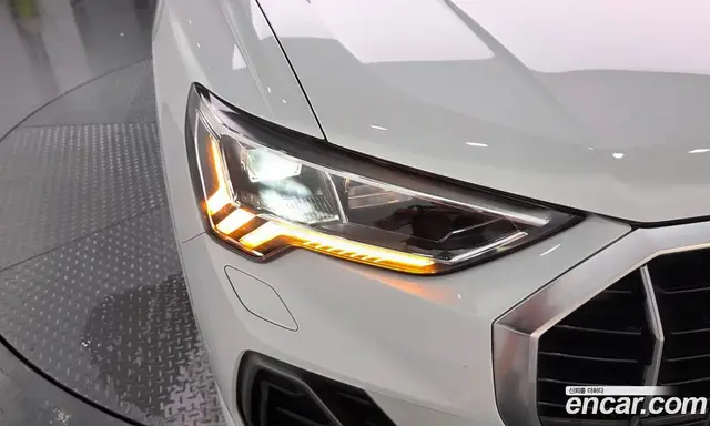 Audi Q3 2023 2.0 автомат (гидро), миниатюра 8