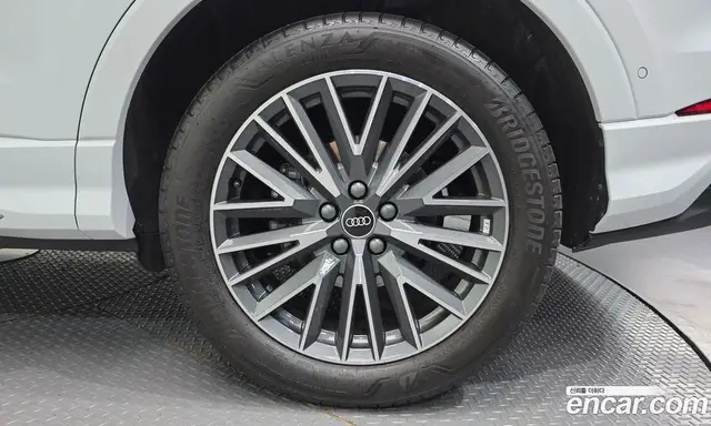 Audi Q3 2023 2.0 автомат (гидро), миниатюра 7 Audi Q3 2023 2.0 автомат (гидро), миниатюра 7