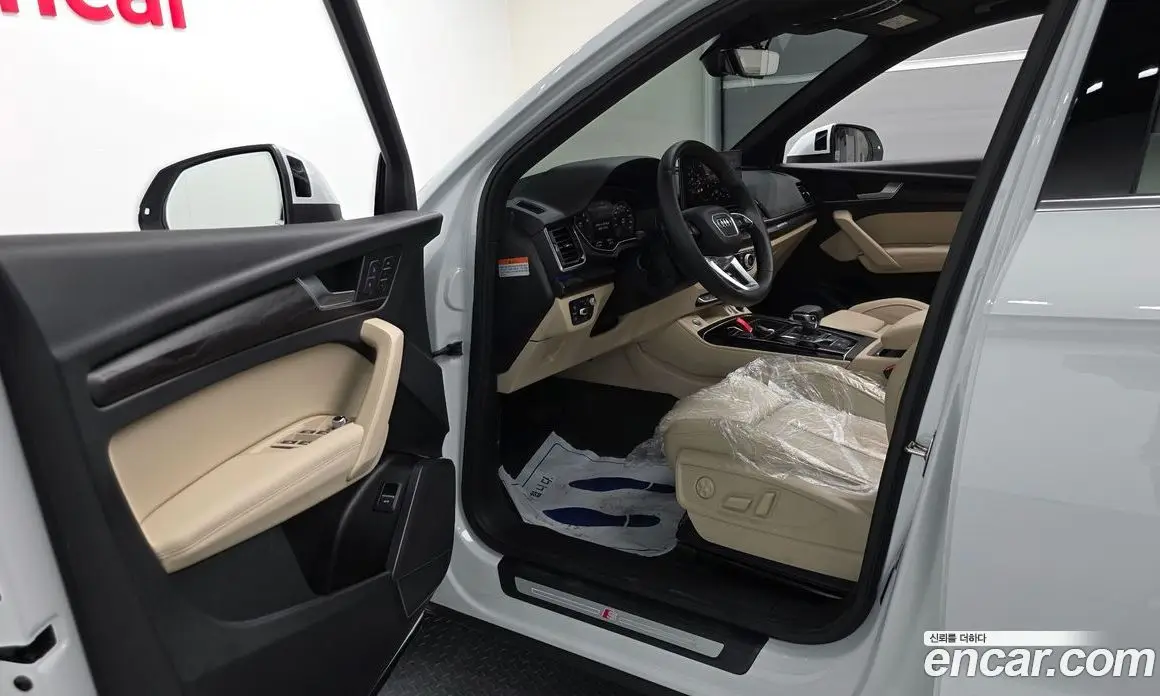 Audi Q5 2023 2.0 автомат (гидро), фото 13