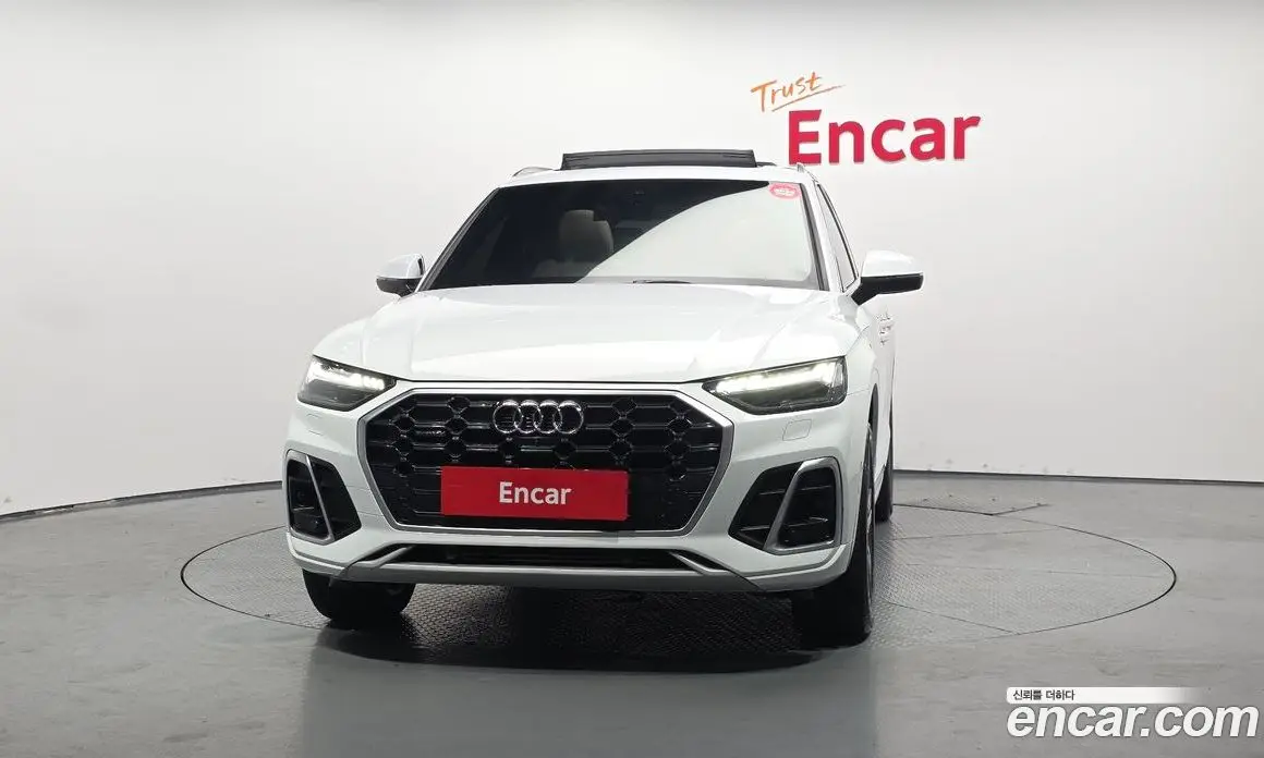 Audi Q5 2023 2.0 автомат (гидро), фото 3