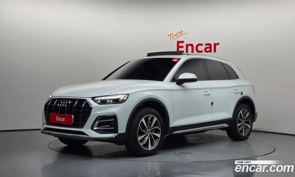 Audi Q5 2023 2.0 автомат (гидро), фото 1 Audi Q5 2023 2.0 автомат (гидро), фото 1