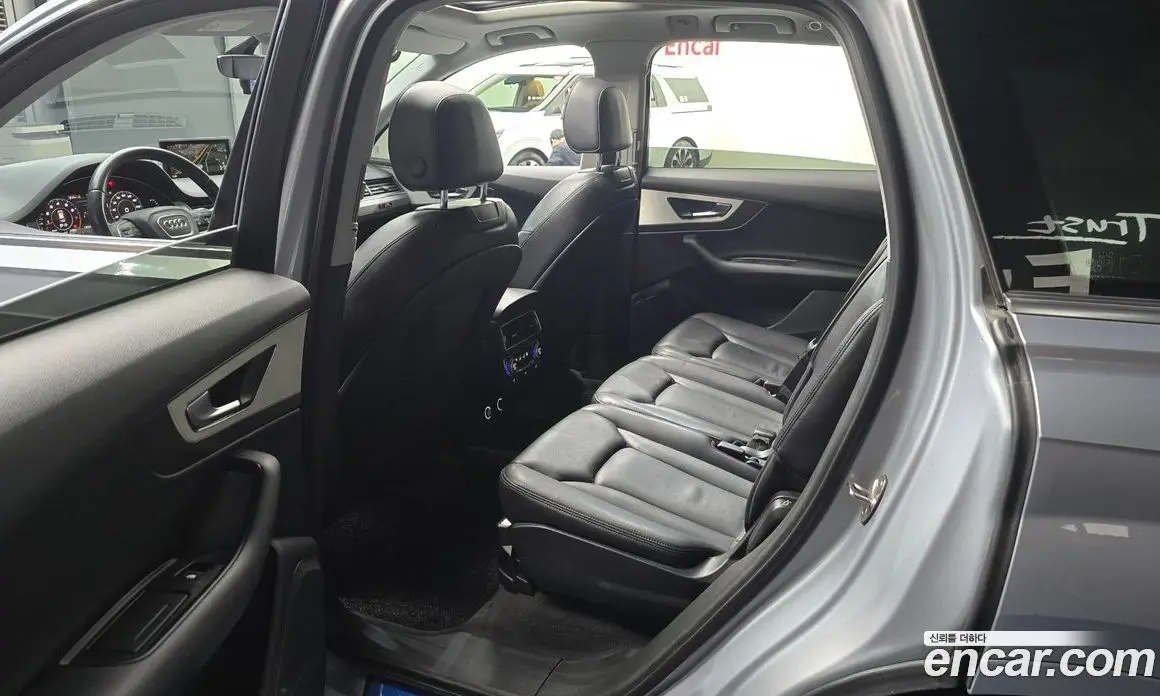 Audi Q7 2019 2.0 автомат (гидро), фото 16 Audi Q7 2019 2.0 автомат (гидро), фото 16