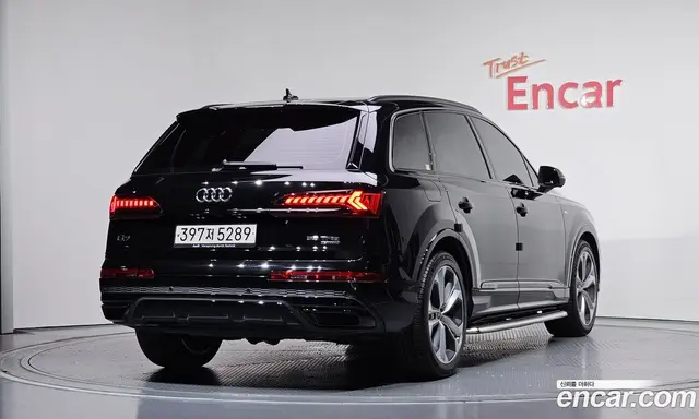 Audi Q7, 2022, 73 666 км