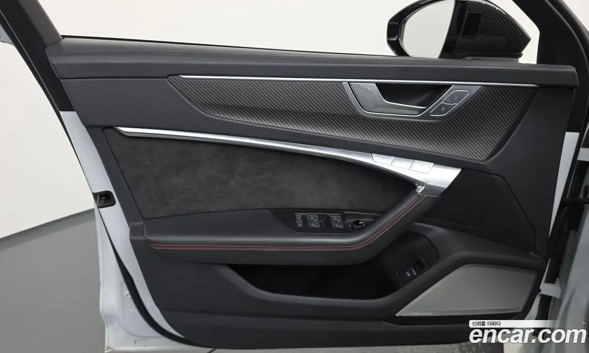 Audi RS6 2021 4.0 автомат (гидро), фото 14 Audi RS6 2021 4.0 автомат (гидро), фото 14