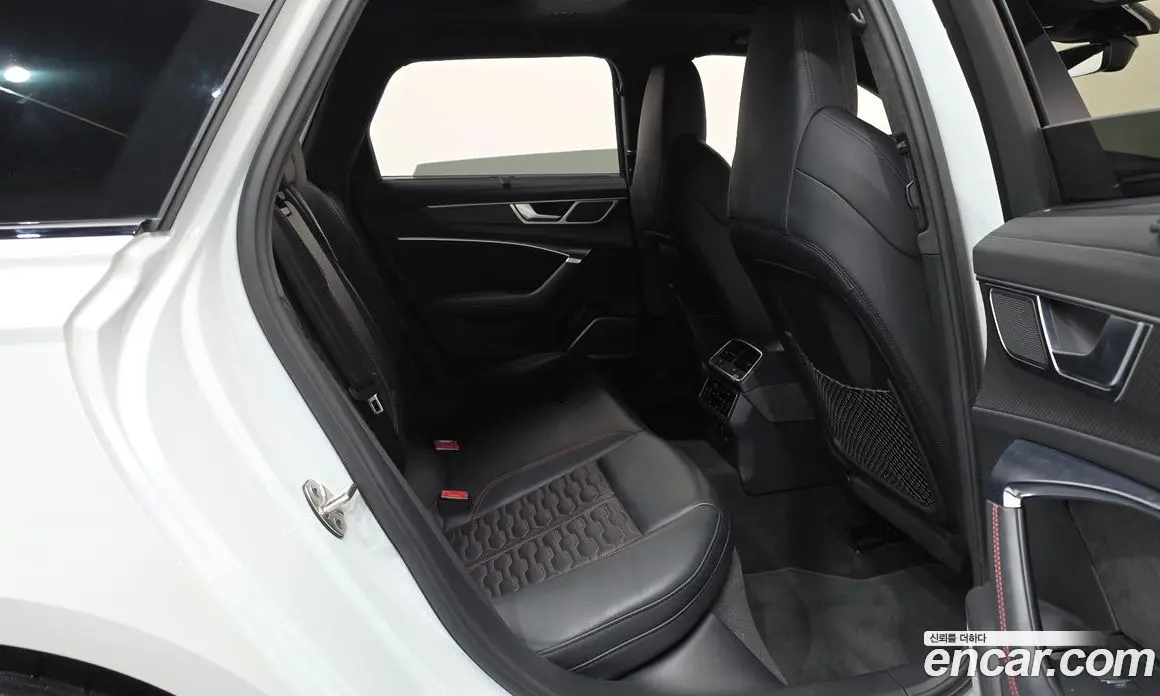 Audi RS6 2021 4.0 автомат (гидро), фото 17 Audi RS6 2021 4.0 автомат (гидро), фото 17