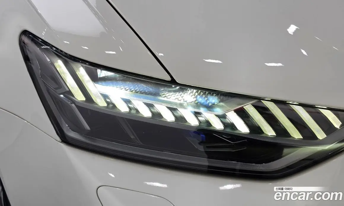 Audi RS6 2021 4.0 автомат (гидро), фото 8 Audi RS6 2021 4.0 автомат (гидро), фото 8