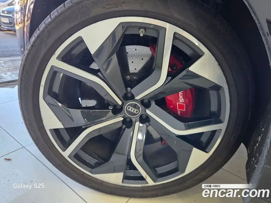 Audi RSQ8 2022 4.0 автомат (гидро), фото 18