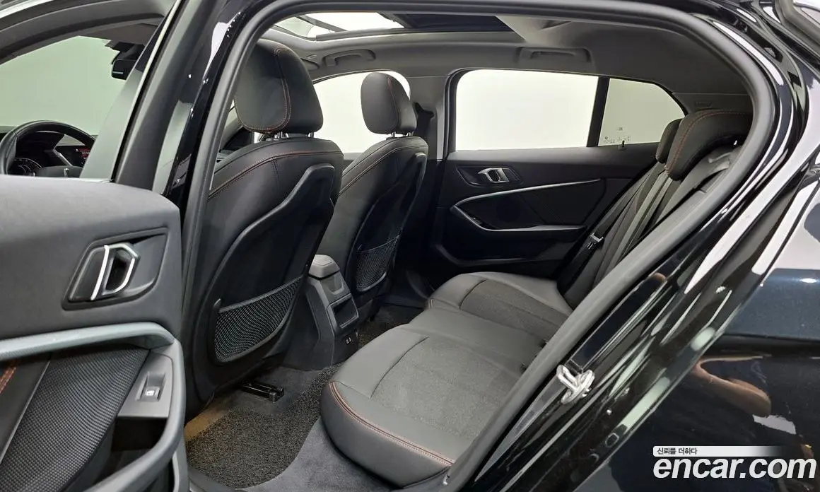 BMW 1 серия 2021 2.0 автомат (гидро), фото 18