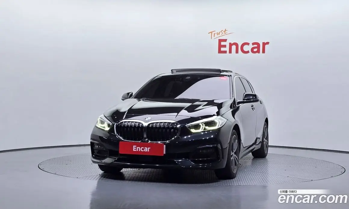 BMW 1 серия 2021 2.0 автомат (гидро), фото 3
