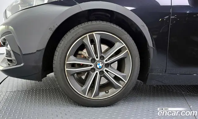 BMW 1 серия 2021 2.0 автомат (гидро), миниатюра 5
