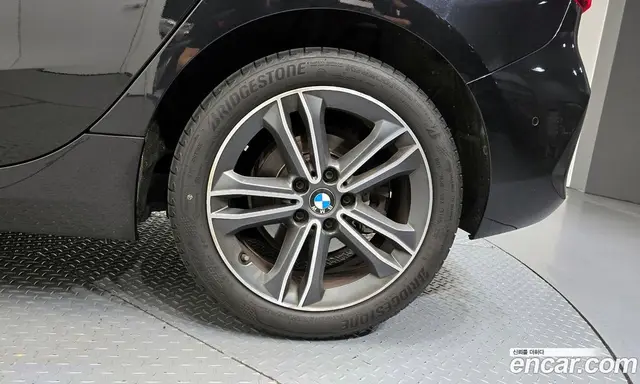 BMW 1 серия 2021 2.0 автомат (гидро), миниатюра 7