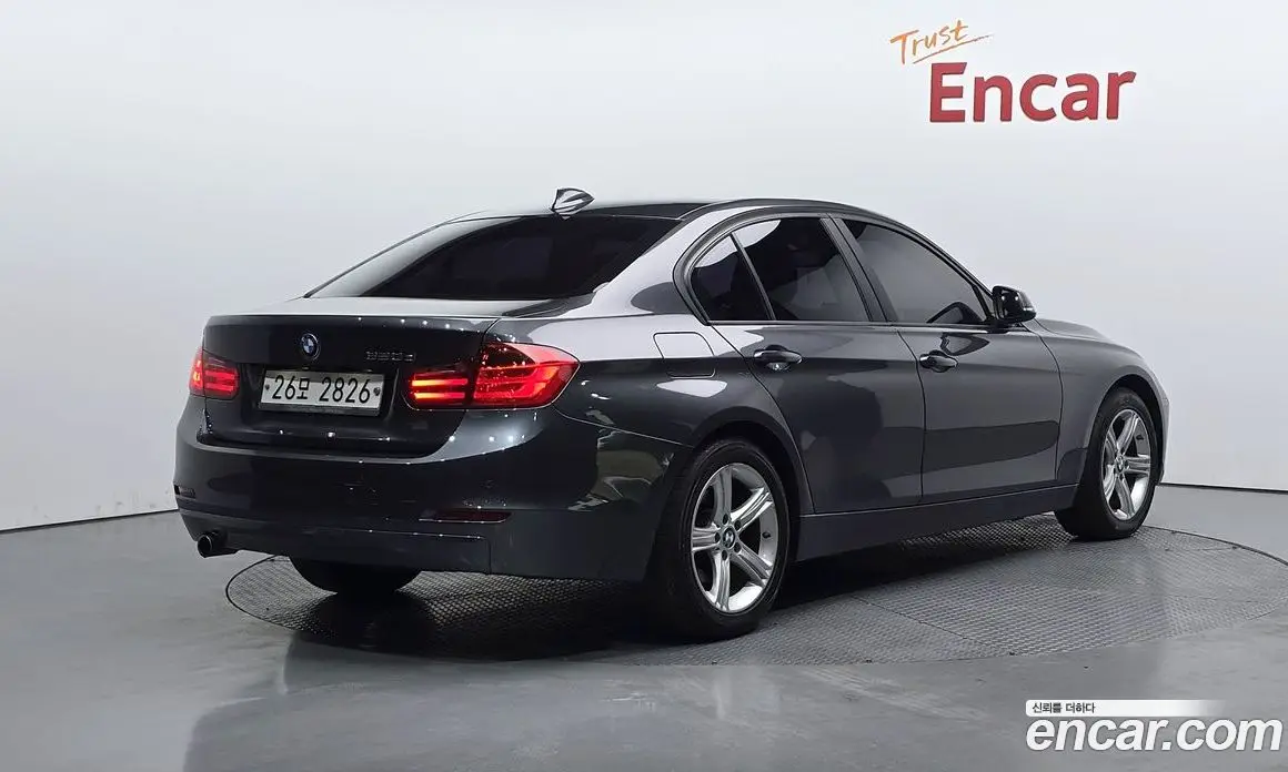 BMW 3 серия 2014 2.0 автомат (гидро), фото 1 BMW 3 серия 2014 2.0 автомат (гидро), фото 1