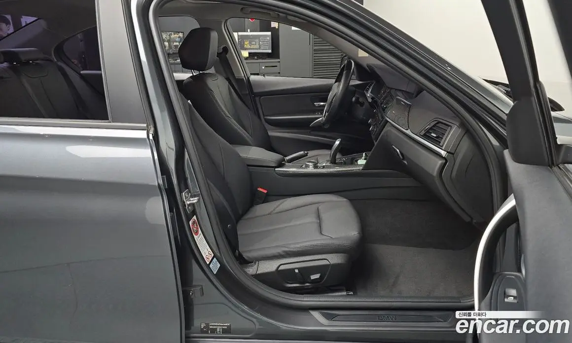 BMW 3 серия 2014 2.0 автомат (гидро), фото 15 BMW 3 серия 2014 2.0 автомат (гидро), фото 15