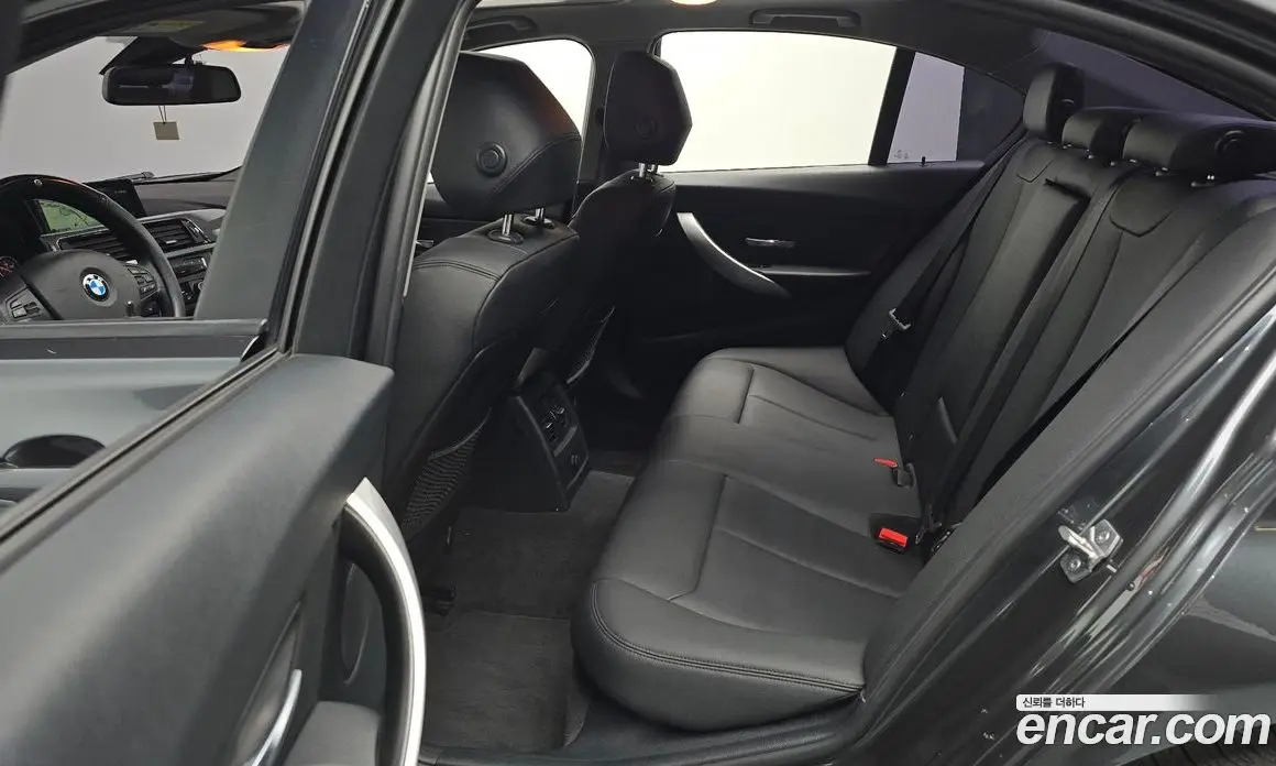 BMW 3 серия 2014 2.0 автомат (гидро), фото 17 BMW 3 серия 2014 2.0 автомат (гидро), фото 17