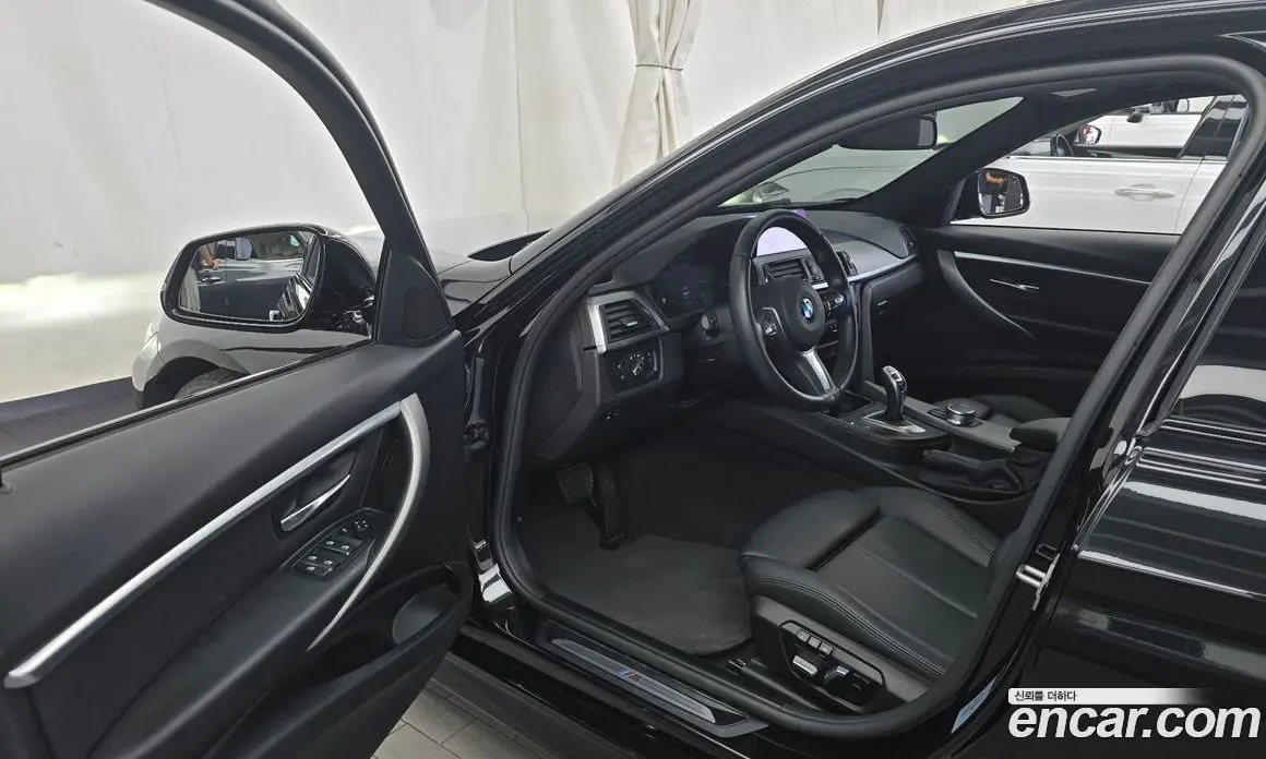 BMW 3 серия 2018 2.0 автомат (гидро), фото 13