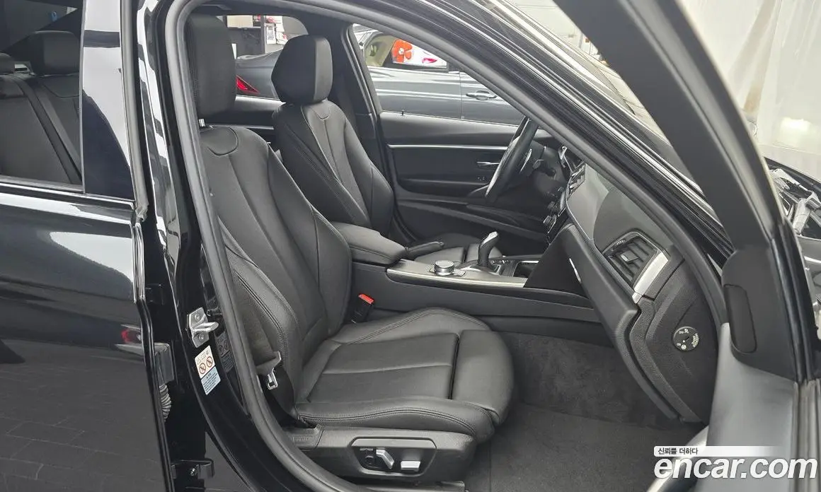 BMW 3 серия 2018 2.0 автомат (гидро), фото 16
