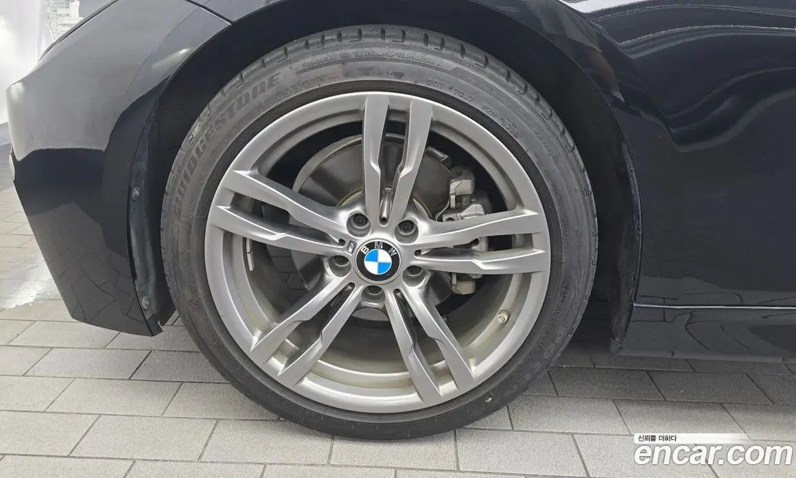 BMW 3 серия 2018 2.0 автомат (гидро), фото 5