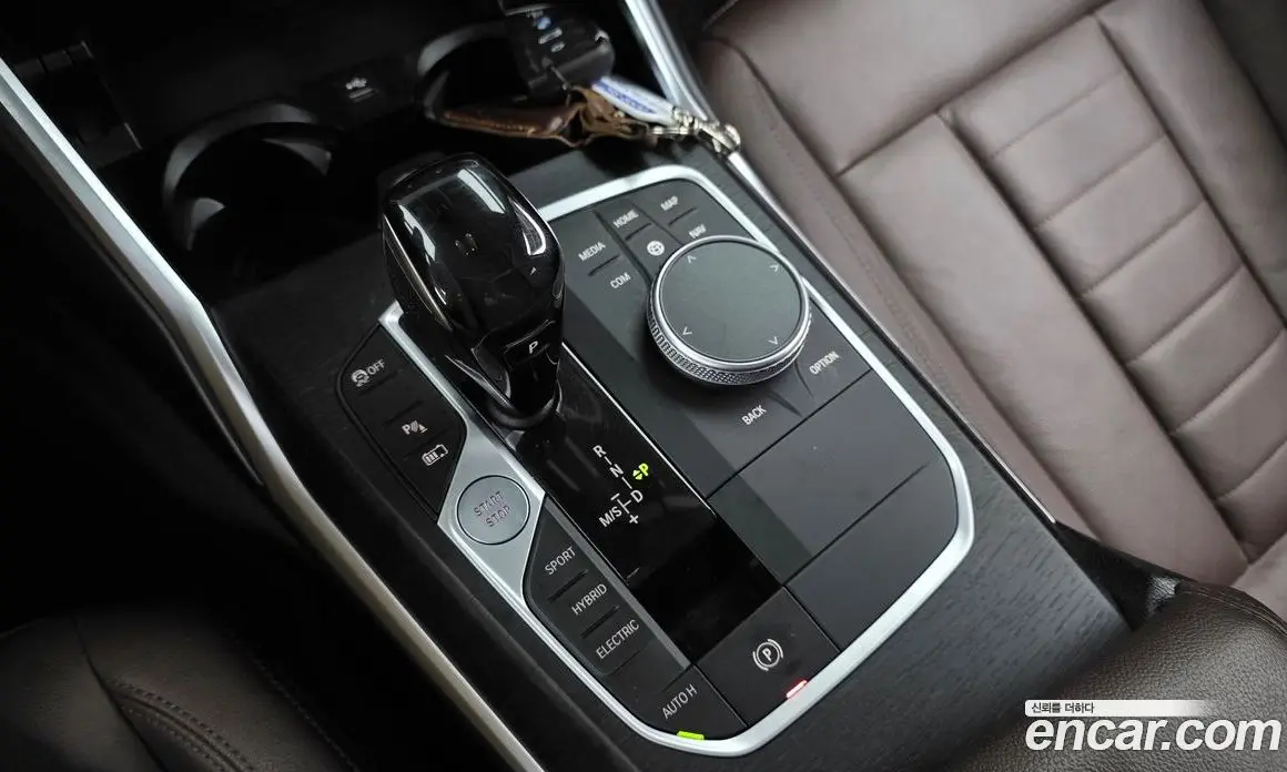 BMW 3 серия 2021 2.0 автомат (гидро), фото 12 BMW 3 серия 2021 2.0 автомат (гидро), фото 12