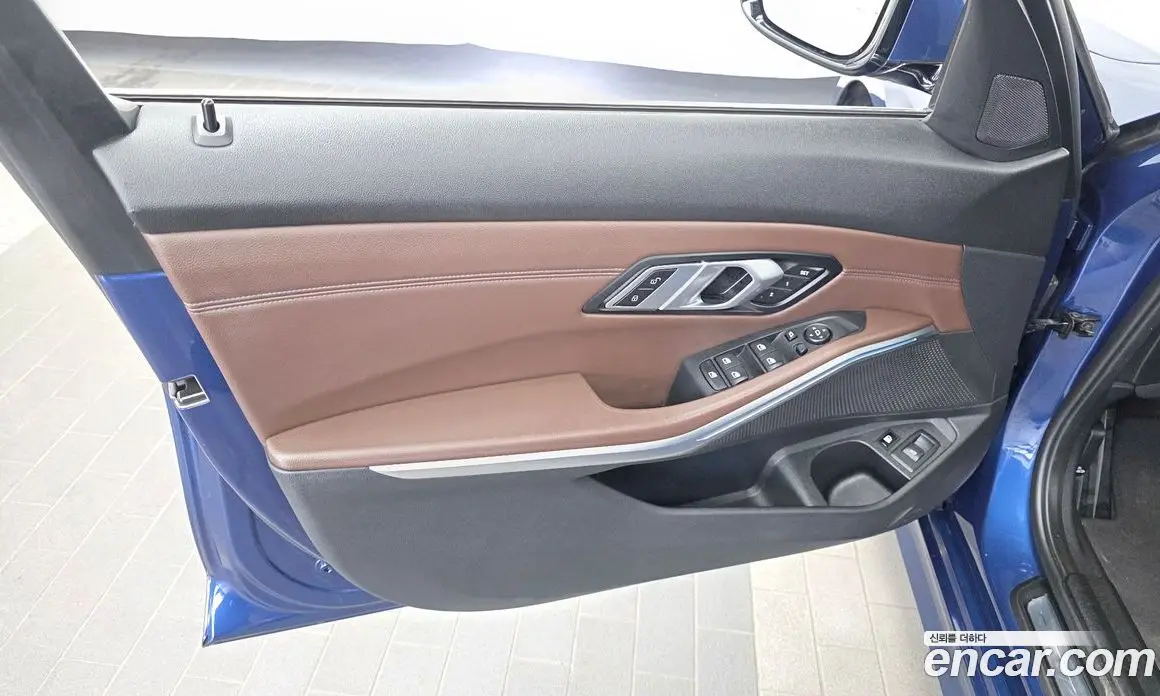 BMW 3 серия 2021 2.0 автомат (гидро), фото 14 BMW 3 серия 2021 2.0 автомат (гидро), фото 14